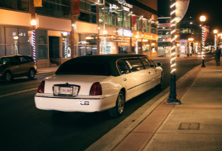 The Ultimate Experience of Luxury Travel with Limo Service