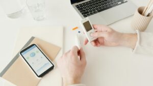 status monitoring for accounts