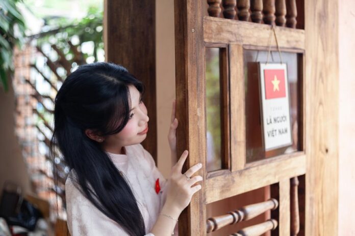 cultural keyword curiosity hub